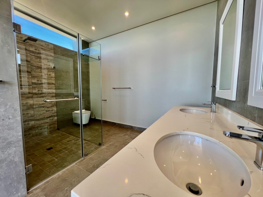 5 Bedroom Property for Sale in Pinnacle Point Golf Estate Western Cape